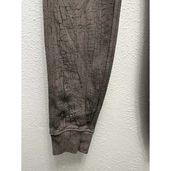 LULULEMON Warm Down Jogger 7/8 Length size 4 Thread Dye Rover Black Womens - Picture 7 of 10